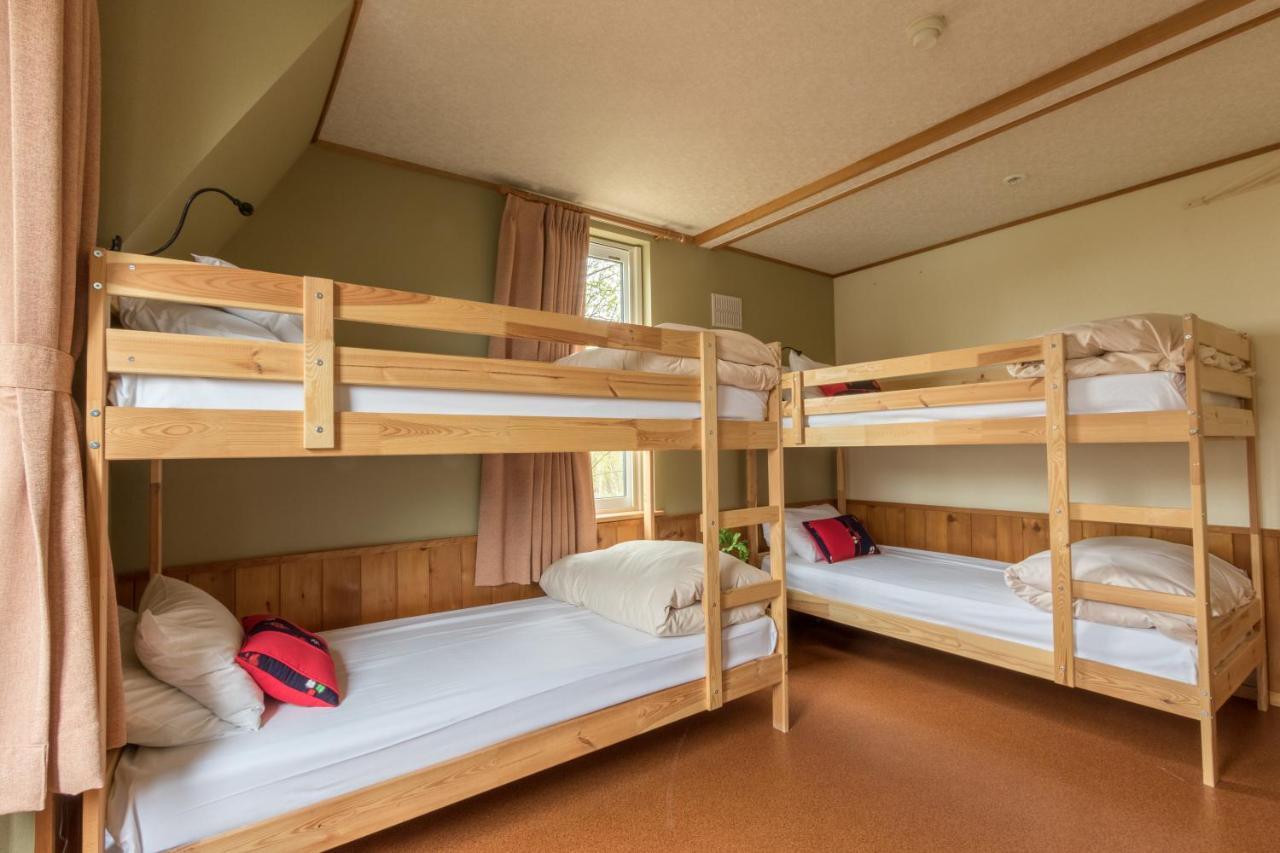 Freeride Backpackers Lodge Нисэко Экстерьер фото